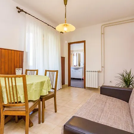 Holiday home Haus In Mit Pool Und Bergblick
